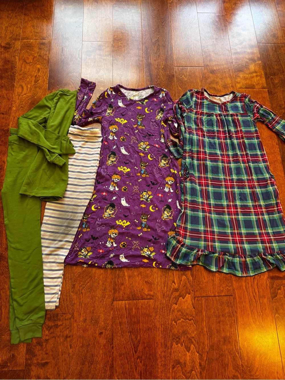 Girls size 6/7 Bamboo Nightgown & Pajama bundle - bellabu bear paw